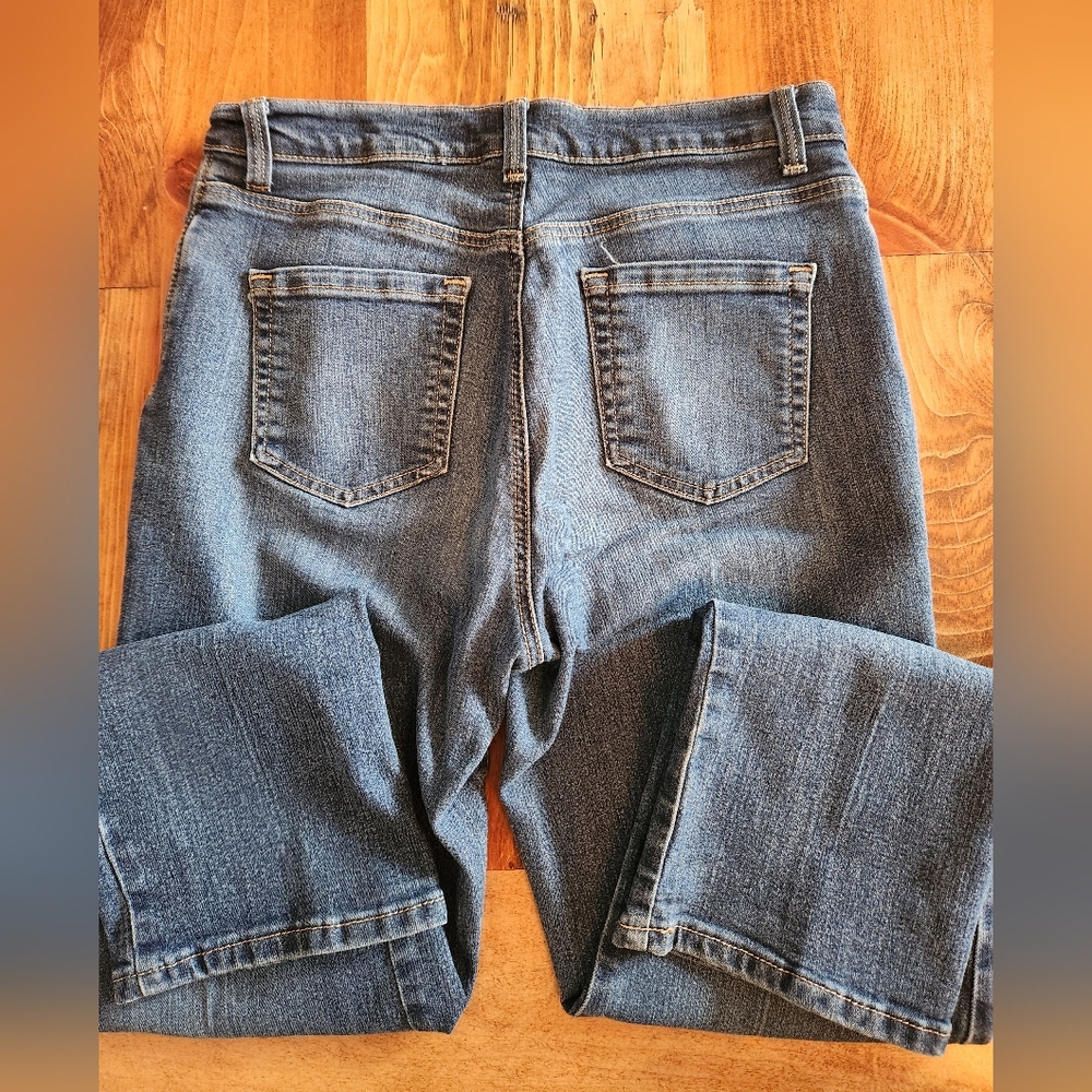 Gloria Vanderbilt Amanda Straight Leg Blue Jeans Size 10